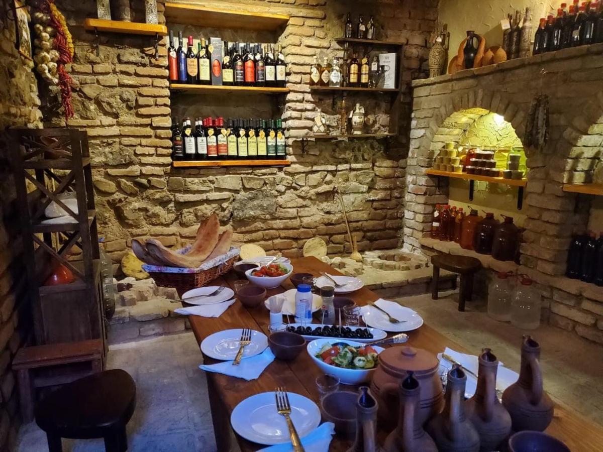 Apart Hotel With Wine Cellar - Old Tbilisi 1897 Esterno foto