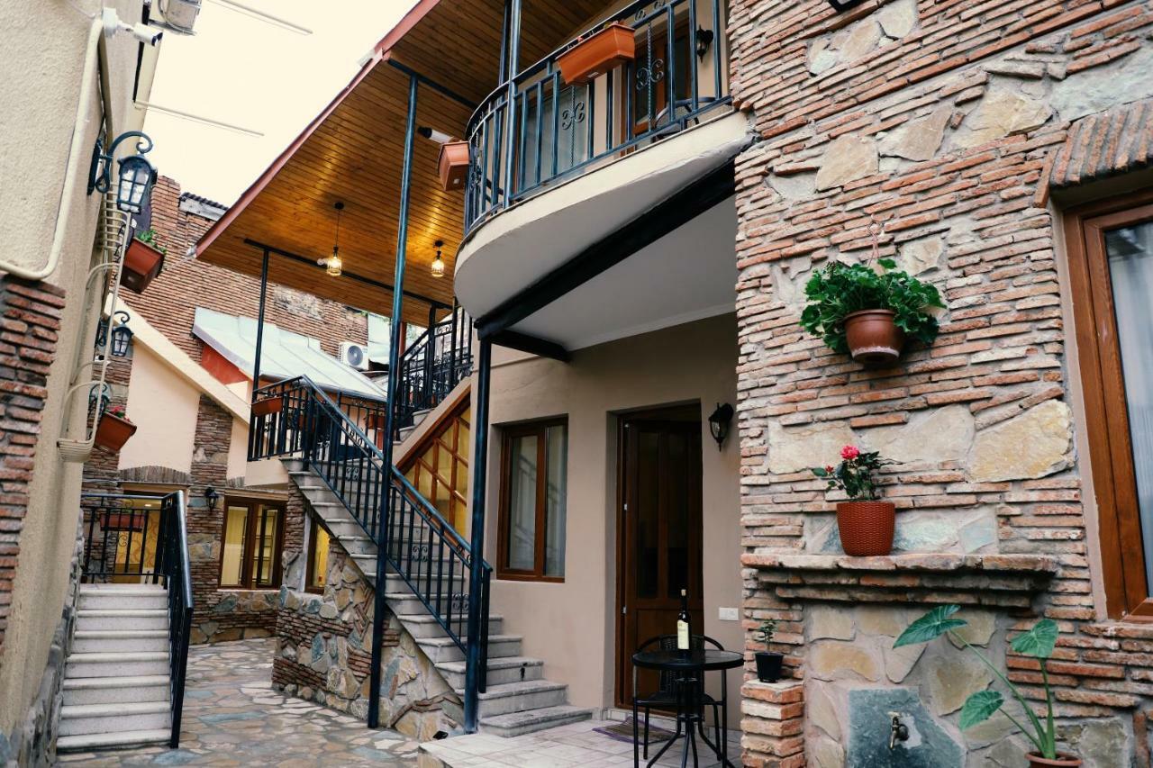 Apart Hotel With Wine Cellar - Old Tbilisi 1897 Esterno foto