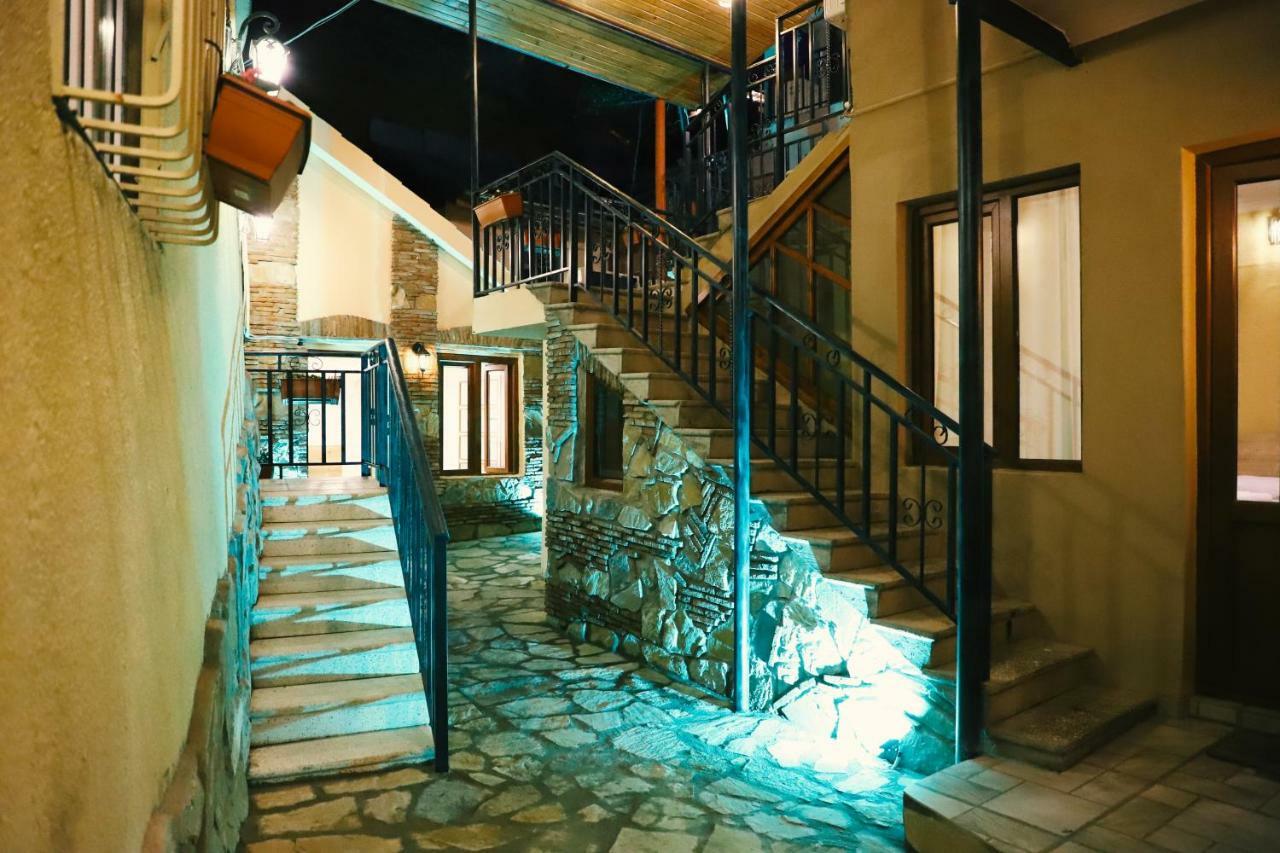 Apart Hotel With Wine Cellar - Old Tbilisi 1897 Esterno foto